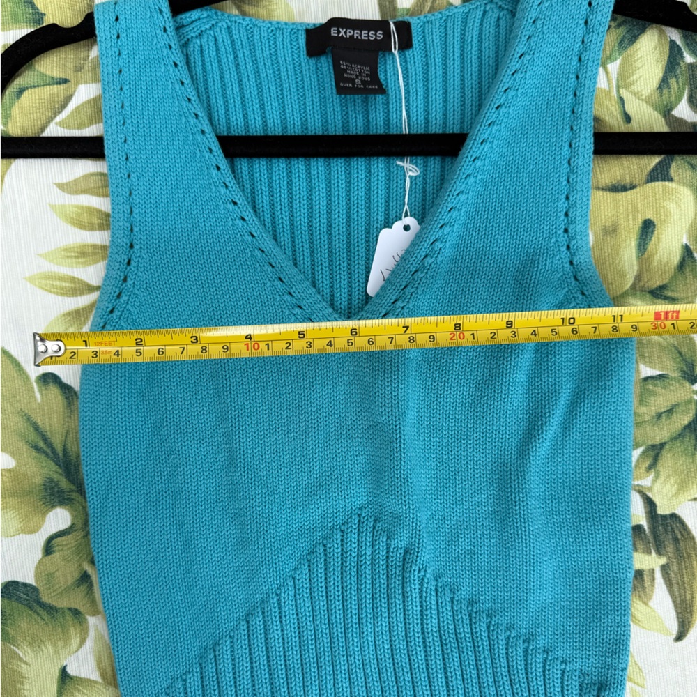 Express Turquoise Knit V-Neck Top - Picture 6 of 7